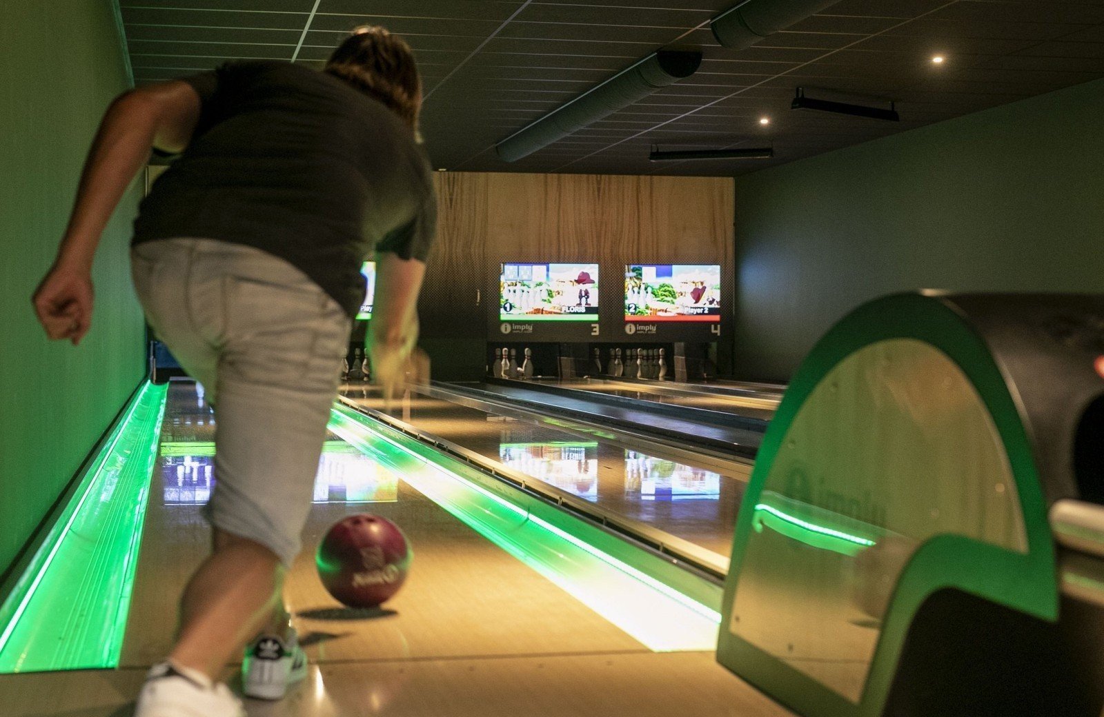 Bowlen bal gooien 66eaf1d63fe66